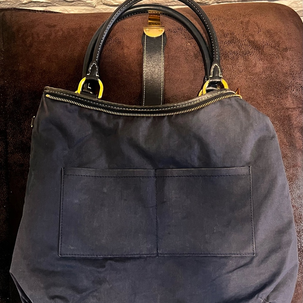 Louis Vuitton
Monogram Idylle Elegie - Picture 7 of 17